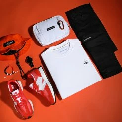 Vente flash 😉 Sweat Crewneck CK Essential 4536 Blanc de Calvin Klein 👍 -France Calvin Klein Soldes 2024 calvin klein 204236 J30J314536 YAF NOOSSS21 TPDT 20210723T153958 05