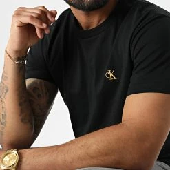 Tout neuf 🧨 Tee 👚 Shirt Essential Broderie Gold 7318 Noir Doré de Calvin Klein 🎉 7 Tout neuf 🧨 Tee 👚 Shirt Essential Broderie Gold 7318 Noir Doré de Calvin Klein 🎉 -France Calvin Klein Soldes 2024 calvin klein 216334 FAB J30J317318 BAE TPDT 20220406T092147 02