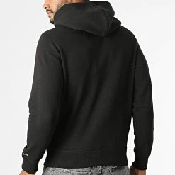 Vente flash 🎁 Sweat Capuche CK Essential Regular 5713 Noir de Calvin Klein 🛒 -France Calvin Klein Soldes 2024 calvin klein 221633 J30J315713 BAE NOOS 20211019T163608 04