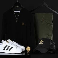 Bon marché ✔️ Tee 👚 Shirt Manches Longues Gold Monogram 7722 Noir Doré de Calvin Klein 🎁 6 Bon marché ✔️ Tee 👚 Shirt Manches Longues Gold Monogram 7722 Noir Doré de Calvin Klein 🎁 -France Calvin Klein Soldes 2024 calvin klein 223424 FAB J30J317722 BAE 20200630T113943 03