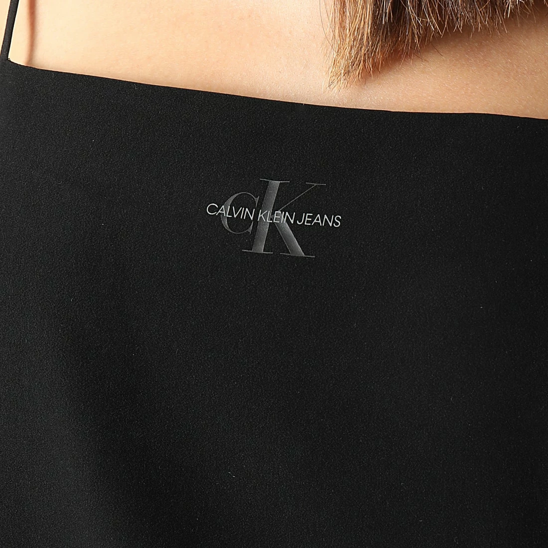 Acheter ✨ Robe Débardeur Femme Monogram 5669 Noir de Calvin Klein 🔔 2 Acheter ✨ Robe Débardeur Femme Monogram 5669 Noir de Calvin Klein 🔔 – Image 2