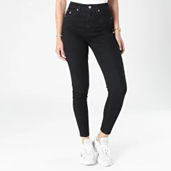 Sortie 🤩 Jean Femme Super Skinny 5526 Noir de Calvin Klein ✨ 6 Sortie 🤩 Jean Femme Super Skinny 5526 Noir de Calvin Klein ✨ -France Calvin Klein Soldes 2024 calvin klein 262183 J20J215526 1BY 20210507T092441 03