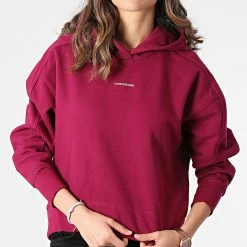 Les meilleures critiques de 🌟 Sweat Capuche Femme Micro Branding 5462 Bordeaux de Calvin Klein 🛒