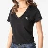 Le moins cher 👍 Tee 👕 Shirt Col V Femme Monogram Slim 7166 Noir de Calvin Klein ❤️