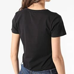 Le moins cher 👍 Tee 👕 Shirt Col V Femme Monogram Slim 7166 Noir de Calvin Klein ❤️ -France Calvin Klein Soldes 2024 calvin klein 265772 J20J217166 BEH 20210521T145535 04