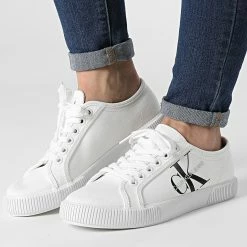 De gros ❤️ Baskets Femme Vulcanized 👟 Sneaker Lace Up 0402 Bright White de Calvin Klein 🤩