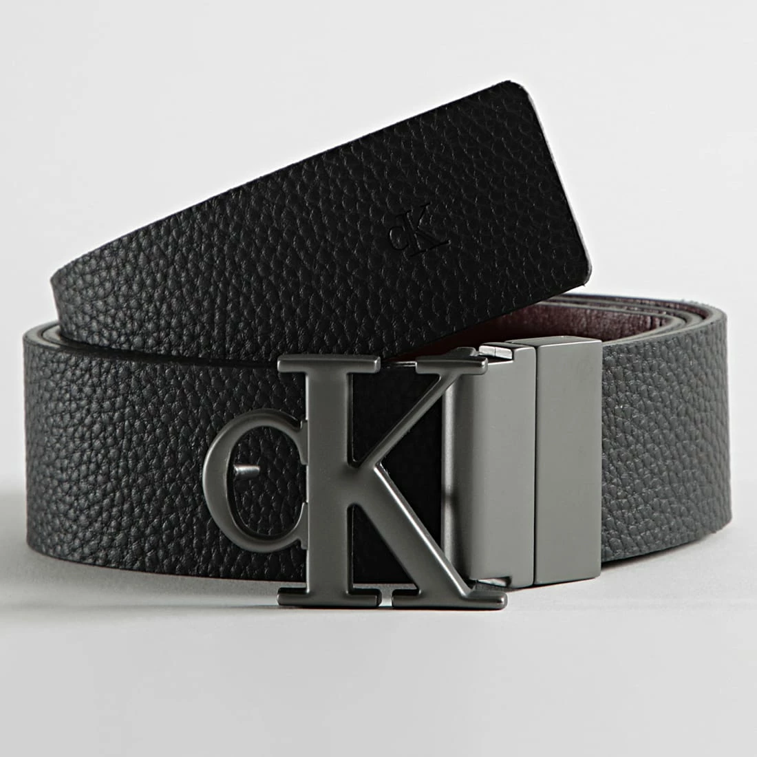 Budget ⭐ Ceinture Cuir Réversible Rounded Mono Plaque 7066 Noir Marron de Calvin Klein 👍 2 Budget ⭐ Ceinture Cuir Réversible Rounded Mono Plaque 7066 Noir Marron de Calvin Klein 👍 – Image 2