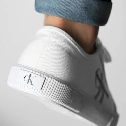 Meilleure affaire 😀 Baskets Vulcanized 0254 Bright White de Calvin Klein 🛒 -France Calvin Klein Soldes 2024 calvin klein 270717 YM0YM00254 YAF 20210621T124241 04