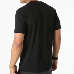 Promo 👍 Tee 👕 Shirt Poche 6709 Noir Argent de Calvin Klein 🤩 -France Calvin Klein Soldes 2024 calvin klein 270807 K10K106709 0GK 20210625T144659 04