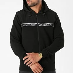 Vente flash ❤️ Sweat Zippé Capuche Mix Media Tape 7318 Noir de Calvin Klein 🛒 6 Vente flash ❤️ Sweat Zippé Capuche Mix Media Tape 7318 Noir de Calvin Klein 🛒 -France Calvin Klein Soldes 2024 calvin klein 271426 K10K107318 BEH 20210701T155526 03