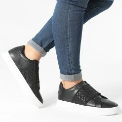 Meilleure affaire 😍 Baskets Femme Slip-On 0637 Black de Calvin Klein ⭐ 6 Meilleure affaire 😍 Baskets Femme Slip-On 0637 Black de Calvin Klein ⭐ -France Calvin Klein Soldes 2024 calvin klein 278106 HW0HW00637 0GM 20210830T164547 03