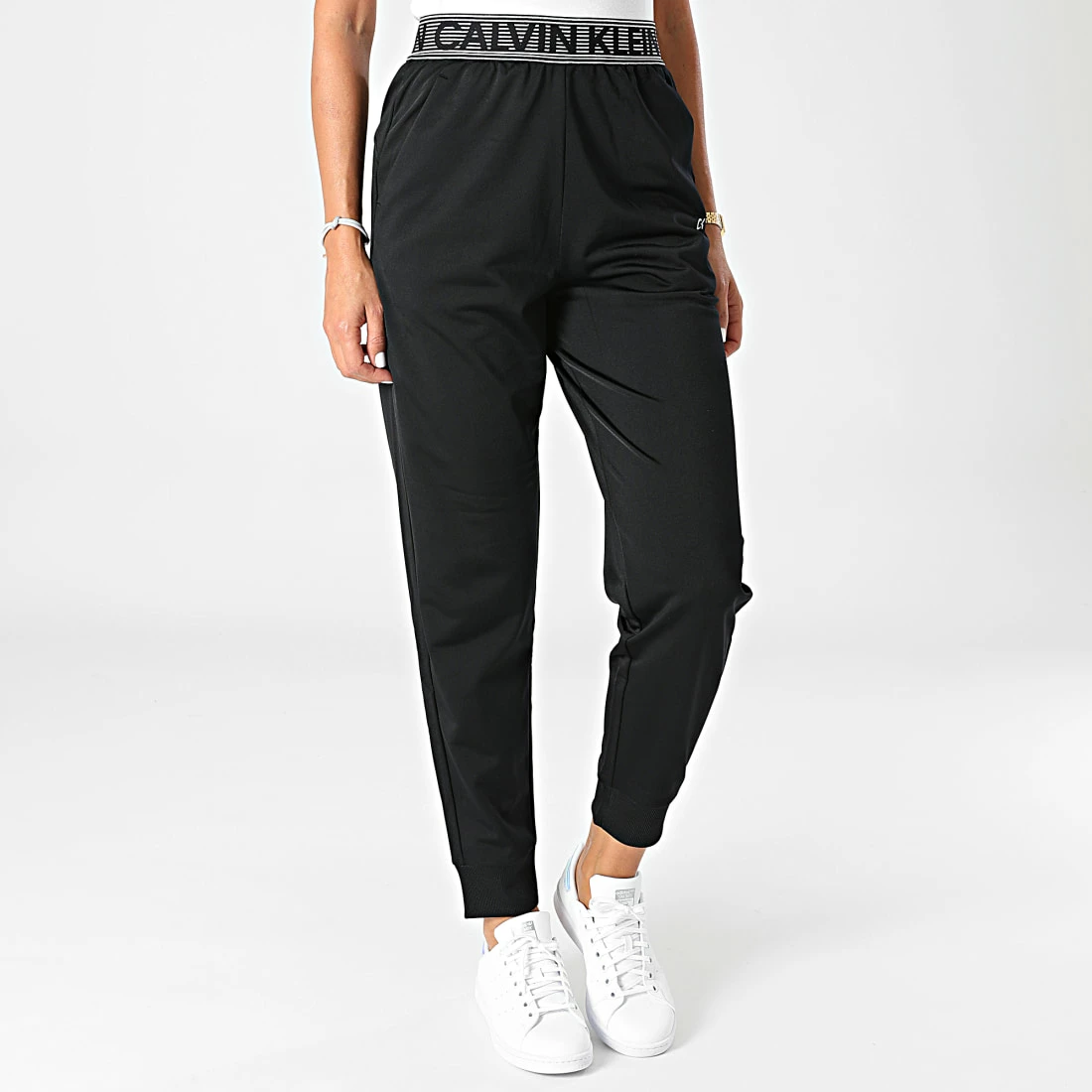 Les meilleures critiques de 🔔 Pantalon Jogging Femme P610 Noir de Calvin Klein 🌟 3 Les meilleures critiques de 🔔 Pantalon Jogging Femme P610 Noir de Calvin Klein 🌟 – Image 3