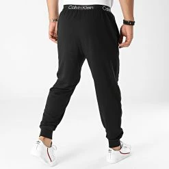 Vente flash 🤩 Pantalon Jogging NM2175E Noir de Calvin Klein ❤️ -France Calvin Klein Soldes 2024 calvin klein 278370 NM2175E UB1 20210813T140530 04