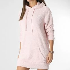 Sortie 🤩 Robe Sweat Capuche Femme 6725 Rose de Calvin Klein ✔️ 6 Sortie 🤩 Robe Sweat Capuche Femme 6725 Rose de Calvin Klein ✔️ -France Calvin Klein Soldes 2024 calvin klein 288179 QS6725E TJQ 20211015T150823 03
