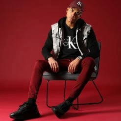 Tout neuf 😍 Tee 👚 Shirt Core Monogram 0935 Noir de Calvin Klein ✔️ -France Calvin Klein Soldes 2024 calvin klein 291338 J30J320935 BEH 20211201T092808 04