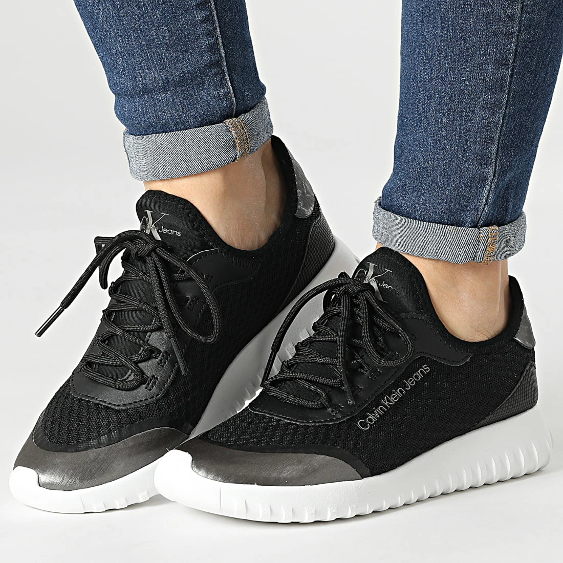 Coupon 🤩 Baskets Femme Runner Lace Up 👟 Sneaker 0607 Black de Calvin Klein ⌛ 1 Coupon 🤩 Baskets Femme Runner Lace Up 👟 Sneaker 0607 Black de Calvin Klein ⌛
