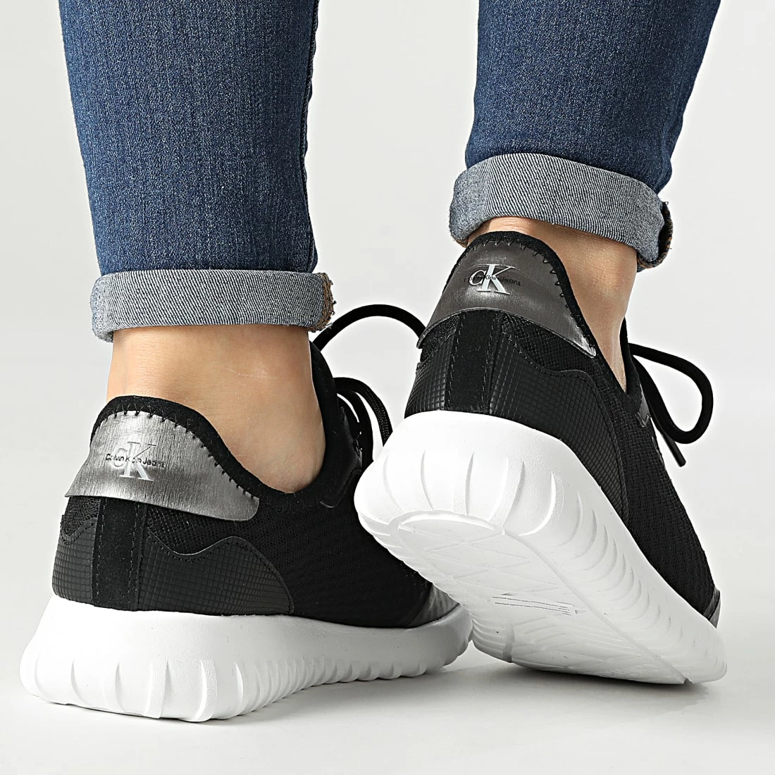 Coupon 🤩 Baskets Femme Runner Lace Up 👟 Sneaker 0607 Black de Calvin Klein ⌛ 4 Coupon 🤩 Baskets Femme Runner Lace Up 👟 Sneaker 0607 Black de Calvin Klein ⌛ – Image 4