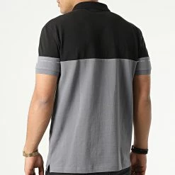 Promo 👏 Polo Manches Courtes Repeat Logo Colorblock 9674 Gris Noir de Calvin Klein 👏 -France Calvin Klein Soldes 2024 calvin klein 292647 J30J319674 PTP 20211130T152457 04