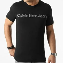 Les meilleures critiques de 🤩 Tee 👚 Shirt Monochrome Institutional 9714 Noir de Calvin Klein 🔥