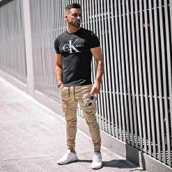 Top 10 😉 Tee 👕 Shirt 0806 Noir Argenté de Calvin Klein 🛒 -France Calvin Klein Soldes 2024 calvin klein 292687 J30J320806 0GN 20220511T103632 05