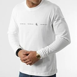 Acheter 😉 Tee 👚 Shirt A Manches Longues 9897 Blanc de Calvin Klein 😉 -France Calvin Klein Soldes 2024 calvin klein 293267 J30J319897 YAF 20211203T160220 03