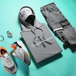 Les meilleures critiques de 👍 Sweat Capuche 0934 Gris Chiné de Calvin Klein 🧨 -France Calvin Klein Soldes 2024 calvin klein 293716 J30J320934 P2D 20220302T093908 05