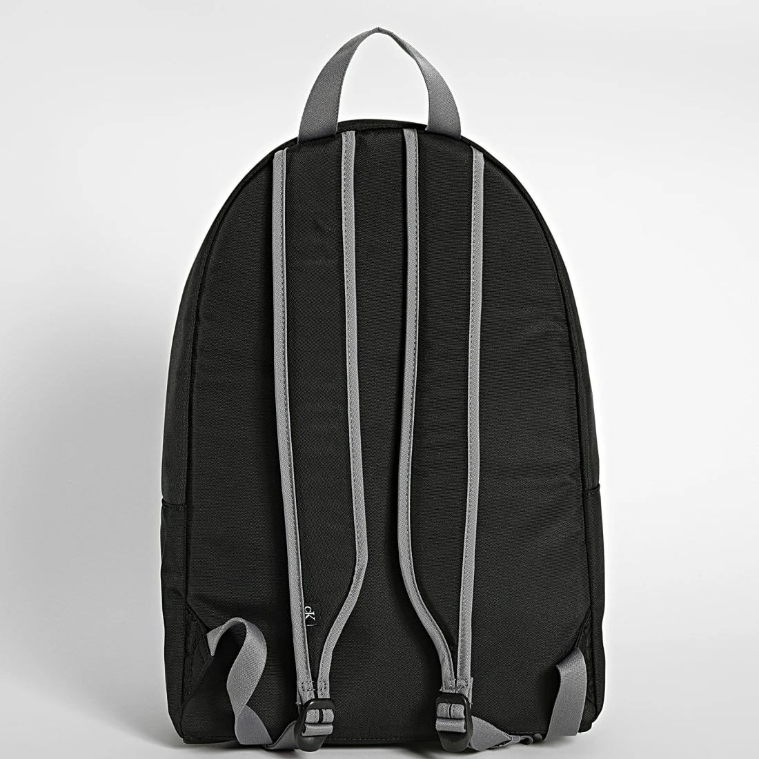 Vente flash 👍 Sac A Dos Sport Essentials Campus 8181 Noir de Calvin Klein 💯 4 Vente flash 👍 Sac A Dos Sport Essentials Campus 8181 Noir de Calvin Klein 💯 – Image 4
