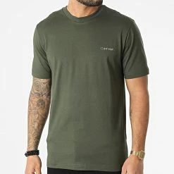 Coupon 🥰 Tee 👕 Shirt Cotton Chest Logo 3307 Vert Kaki de Calvin Klein 🤩