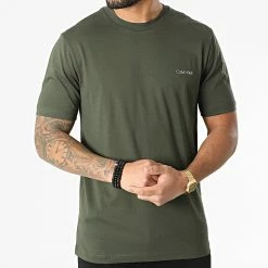 Coupon 🥰 Tee 👕 Shirt Cotton Chest Logo 3307 Vert Kaki de Calvin Klein 🤩 -France Calvin Klein Soldes 2024 calvin klein 295731 K10K103307 MRZ 20211220T163633 03