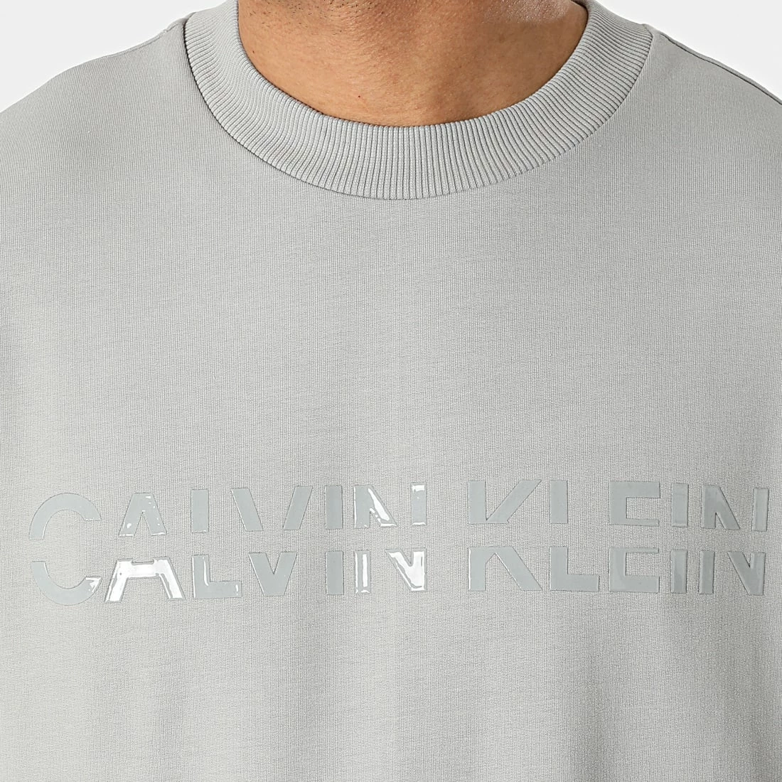 Offres 🎉 Sweat Crewneck Matt Shine Split Logo 8029 Gris de Calvin Klein 😀 2 Offres 🎉 Sweat Crewneck Matt Shine Split Logo 8029 Gris de Calvin Klein 😀 – Image 2