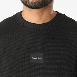 Offres 🎉 Sweat Crewneck Textured Grid 8055 Noir de Calvin Klein 🤩 -France Calvin Klein Soldes 2024 calvin klein 295770 K10K108055 BEH 20211220T161942 02