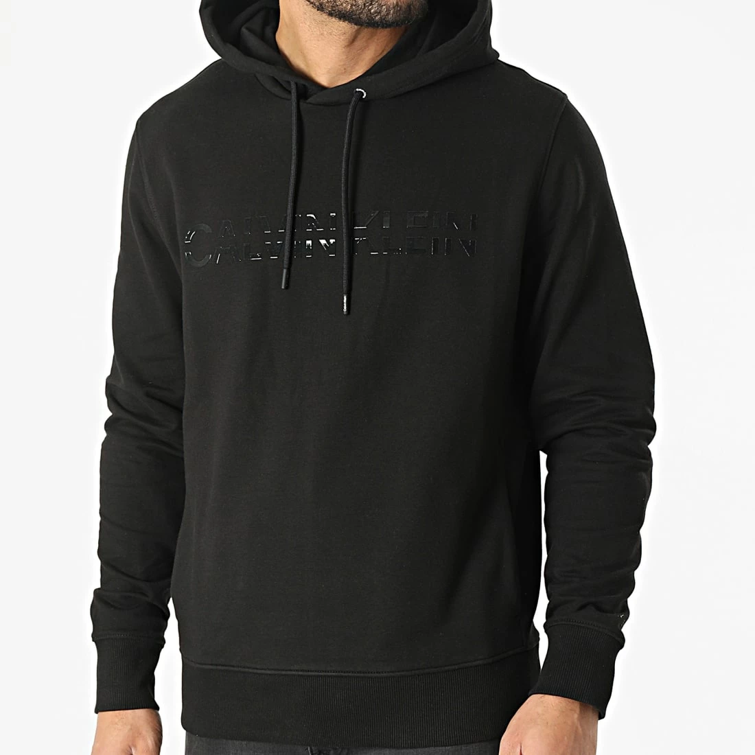 Bon marché 😀 Sweat Capuche Matt Shine Split Logo 8283 Noir de Calvin Klein 🌟 1 Bon marché 😀 Sweat Capuche Matt Shine Split Logo 8283 Noir de Calvin Klein 🌟