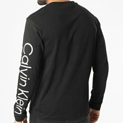 Promo 🤩 Tee 👚 Shirt Manches Longues Logo Coordinates 8445 Noir de Calvin Klein 💯 -France Calvin Klein Soldes 2024 calvin klein 295822 K10K108445 BEH 20211220T161349 04
