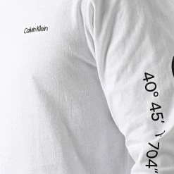Tout neuf 🧨 Tee 👚 Shirt Manches Longues Logo Coordinates 8445 Blanc de Calvin Klein 🔥 5 Tout neuf 🧨 Tee 👚 Shirt Manches Longues Logo Coordinates 8445 Blanc de Calvin Klein 🔥 -France Calvin Klein Soldes 2024 calvin klein 295823 K10K108445 YAF 20211217T162143 02