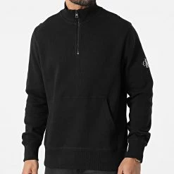 Meilleure affaire 🌟 Sweat Col Zippé Textured Badge 9702 Noir de Calvin Klein ✔️
