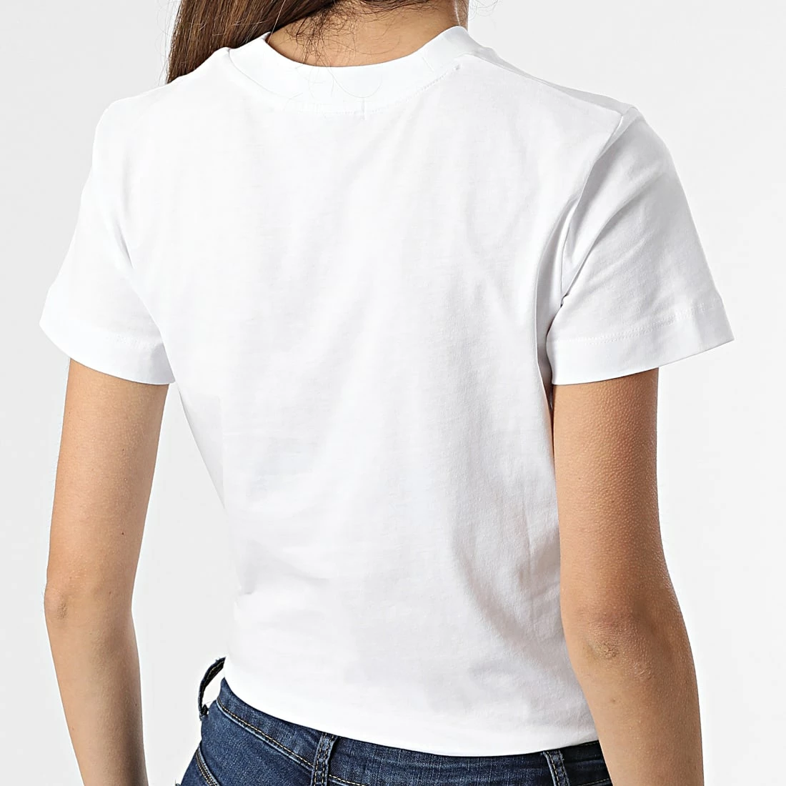 Acheter ✔️ Tee 👕 Shirt Femme Shrunken Institutional 7713 Blanc de Calvin Klein ❤️ 4 Acheter ✔️ Tee 👕 Shirt Femme Shrunken Institutional 7713 Blanc de Calvin Klein ❤️ – Image 4