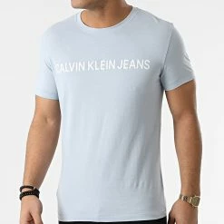 De gros 😀 Tee 👕 Shirt Institutional Logo 7856 Bleu Ciel de Calvin Klein 🧨