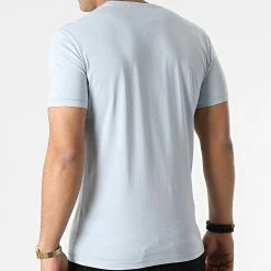 Top 10 ⭐ Tee 👕 Shirt Seasonal Monogram 0806 Bleu Ciel de Calvin Klein ⌛ 7 Top 10 ⭐ Tee 👕 Shirt Seasonal Monogram 0806 Bleu Ciel de Calvin Klein ⌛ -France Calvin Klein Soldes 2024 calvin klein 297898 J30J320806 C1U 20220117T121637 04