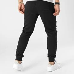 Meilleur prix ✔️ Pantalon Jogging Logo Coordinates 8945 Noir de Calvin Klein ⭐ 7 Meilleur prix ✔️ Pantalon Jogging Logo Coordinates 8945 Noir de Calvin Klein ⭐ -France Calvin Klein Soldes 2024 calvin klein 298041 K10K108945 BEH 20220124T155853 04