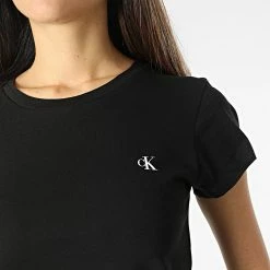 Meilleure affaire 🔔 Lot De 2 Tee 👕 Shirt Femme 5777 Blanc Noir de Calvin Klein 🎁 -France Calvin Klein Soldes 2024 calvin klein 299313 J20J215777 0K4 20220201T154541 04