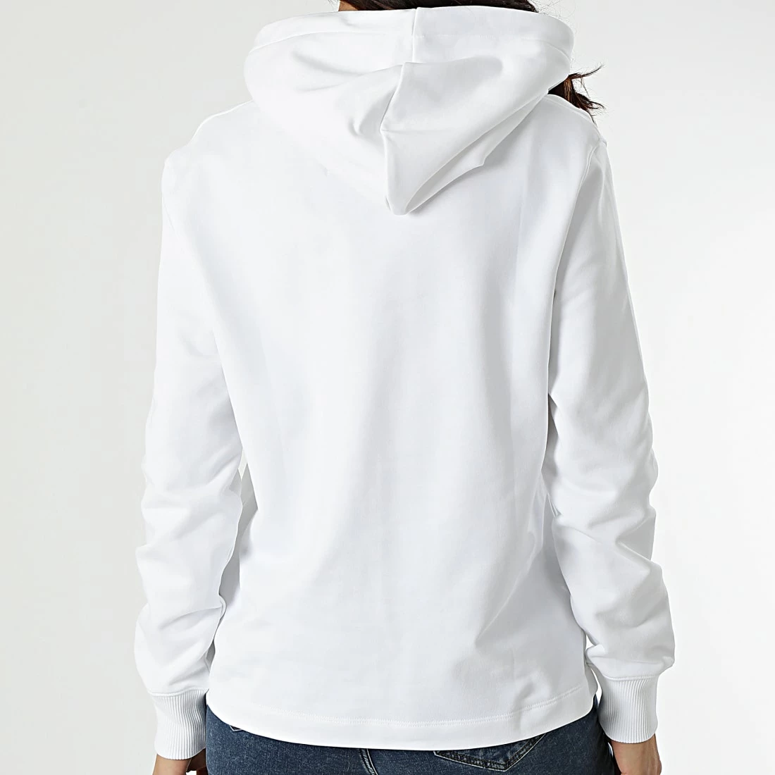 Remise ✔️ Sweat Capuche Femme 8103 Blanc de Calvin Klein 🥰 4 Remise ✔️ Sweat Capuche Femme 8103 Blanc de Calvin Klein 🥰 – Image 4