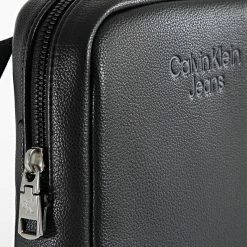 Les meilleures critiques de ✨ Sacoche Micro Pebble Reporter 8767 Noir de Calvin Klein 😀 -France Calvin Klein Soldes 2024 calvin klein 299407 K50K508767 BDS 20220125T162114 03