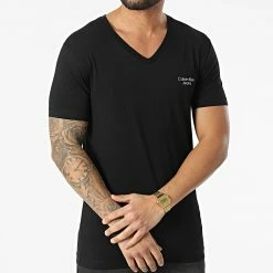 Meilleur prix ✨ Tee 👕 Shirt Col V 0596 Noir de Calvin Klein 😉 6 Meilleur prix ✨ Tee 👕 Shirt Col V 0596 Noir de Calvin Klein 😉 -France Calvin Klein Soldes 2024 calvin klein 299689 J30J320596 BEH 20220127T162127 03
