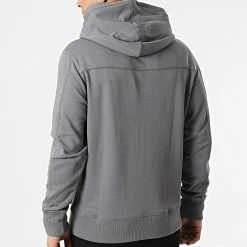 Le moins cher 😉 Sweat Capuche Monogram Logo 9698 Gris Anthracite de Calvin Klein 🔥 8 Le moins cher 😉 Sweat Capuche Monogram Logo 9698 Gris Anthracite de Calvin Klein 🔥 -France Calvin Klein Soldes 2024 calvin klein 300557 J30J319698 PTP 20220201T144400 04