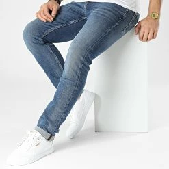 Top 10 🎉 Jean Slim 9847 Bleu Denim de Calvin Klein 🎉 -France Calvin Klein Soldes 2024 calvin klein 301167 J30J319847 1BJ 20220202T152817 03
