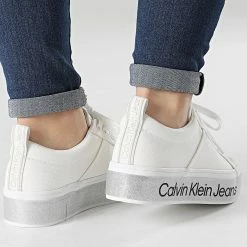 Top 10 😍 Baskets Femme Platform Vulcanized 0491 Bright White de Calvin Klein 😉 7 Top 10 😍 Baskets Femme Platform Vulcanized 0491 Bright White de Calvin Klein 😉 -France Calvin Klein Soldes 2024 calvin klein 302843 YW0YW00491 YAF 20220228T160605 04