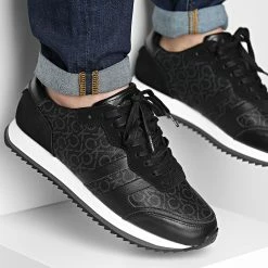 Meilleure affaire ✔️ Baskets Low Top Lace Up 0537 Black Mono de Calvin Klein 🛒