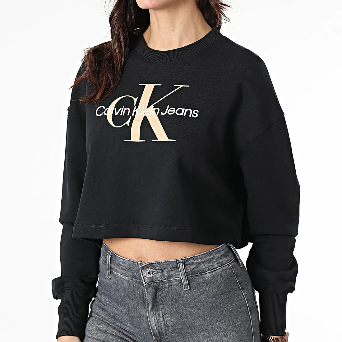 Meilleur prix 👏 Sweat Crewneck Femme Seasonal Monogram 8751 Noir de Calvin Klein ✔️ 1 Meilleur prix 👏 Sweat Crewneck Femme Seasonal Monogram 8751 Noir de Calvin Klein ✔️