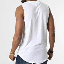 Top 10 ✨ Débardeur Oversize Monogram Badge 0597 Blanc de Calvin Klein 🥰 -France Calvin Klein Soldes 2024 calvin klein 303945 J30J320597 YAF 20220216T160446 04