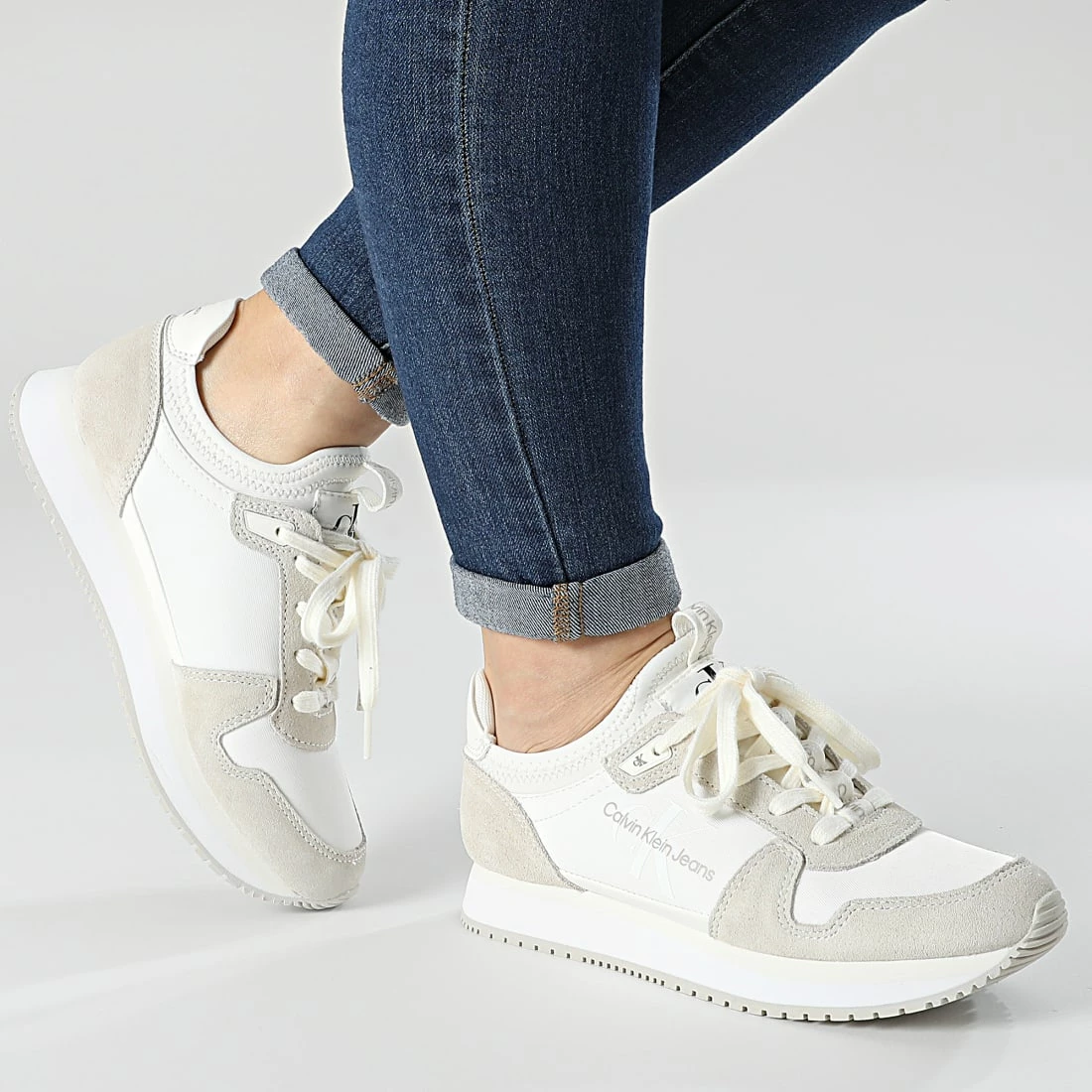 Vente flash 🛒 Baskets Femme Retro Runner 0075 Eggshell de Calvin Klein ✔️ 3 Vente flash 🛒 Baskets Femme Retro Runner 0075 Eggshell de Calvin Klein ✔️ – Image 3